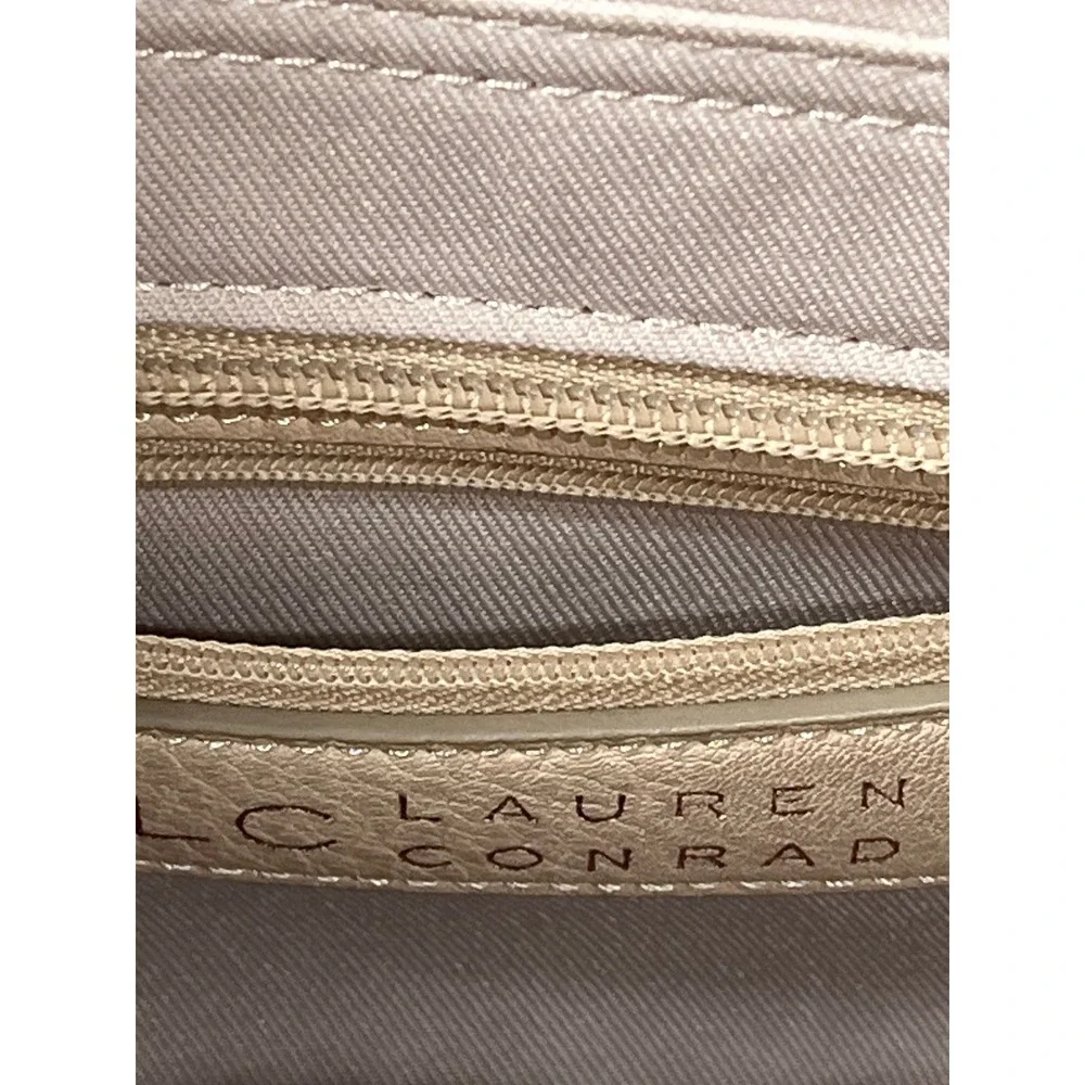 LC Lauren Conrad Woven Straw Crescent Tote Crossbody Bag Tan vacation beach